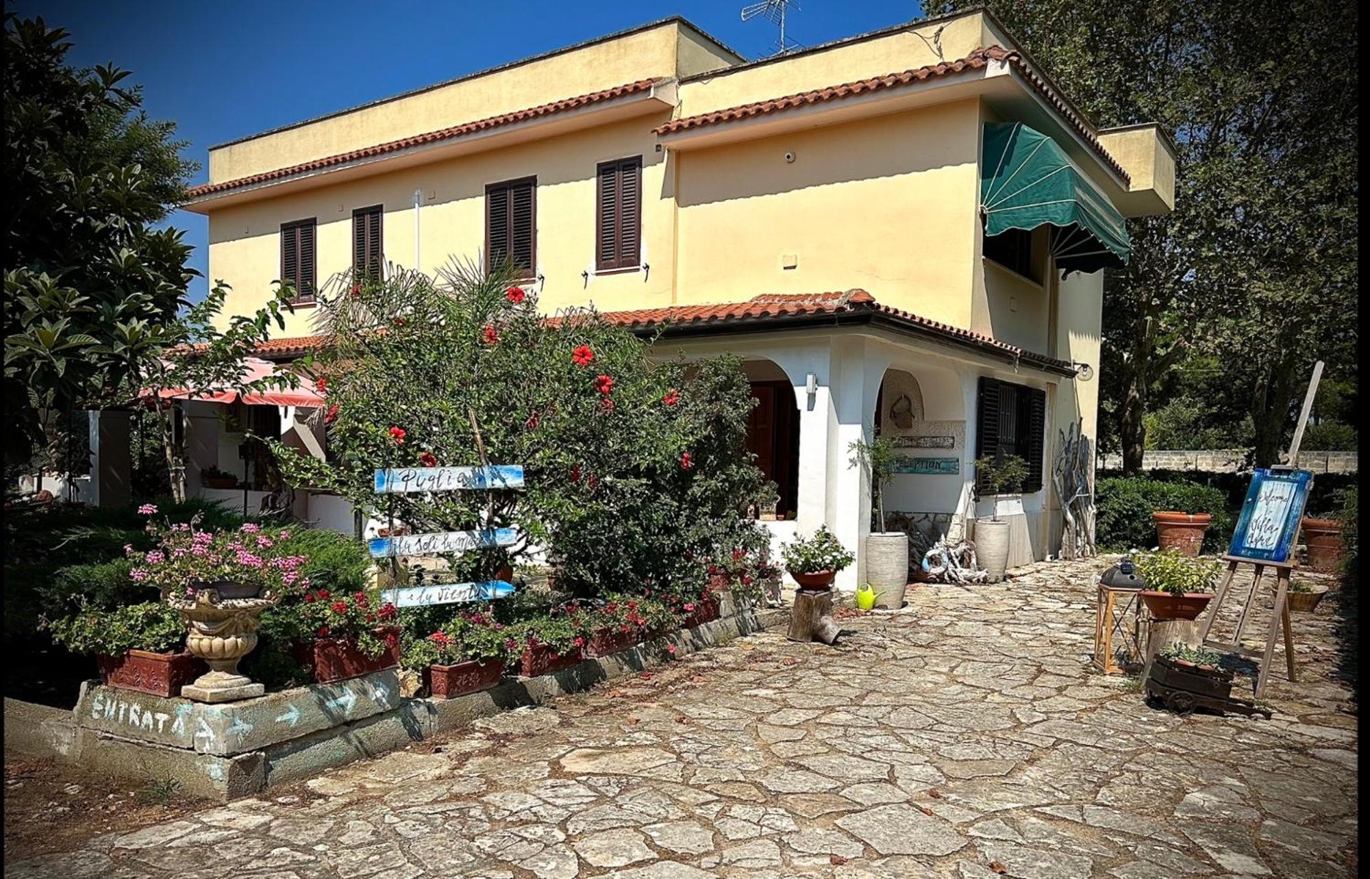 Villa Anna Guesthouse Brindisi Exterior photo